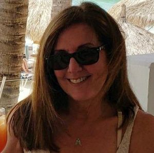 Meet your Posher, Lynn